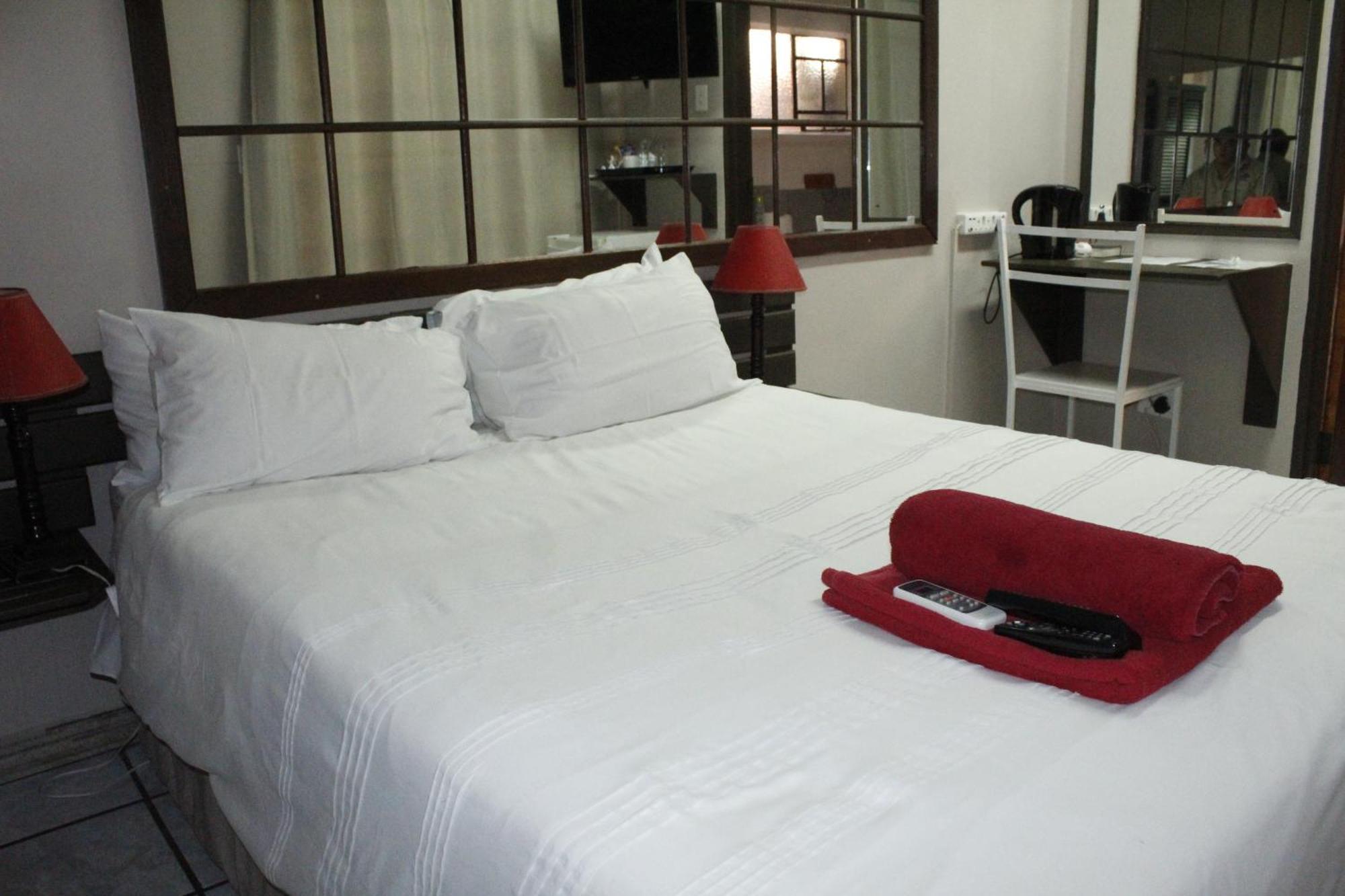 The Ultimate Lodge Louis Trichardt Exterior foto